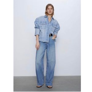 Wide Leg High-Waist Faded Effect Jeans - size 2